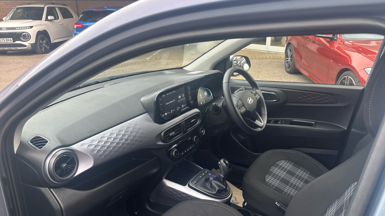 Hyundai i10 1.2 MPi Premium 5dr Auto Petrol Hatchback